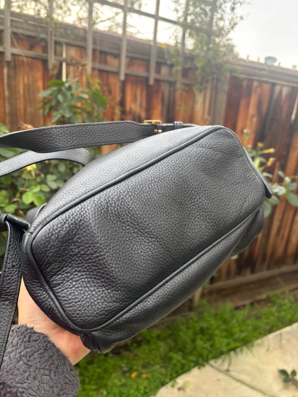 Authentic Michael kors black leather backpack purse - Picture 5 of 9